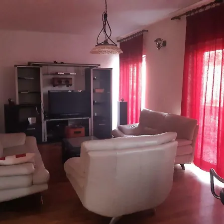 Apartman Lana